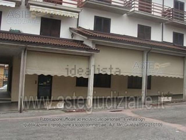 Locale Commerciale in vendita a Piemonte, Cuneo
