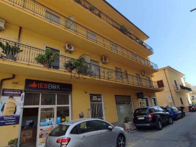 Locale Commerciale in vendita a San Martino, Capo D'orlando