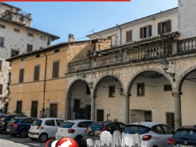 Locale Commerciale in vendita a Collecchio, Uzzano E Castello