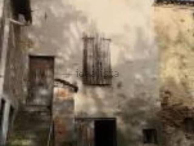 Locale Commerciale in vendita a Terre Roveresche, Marche