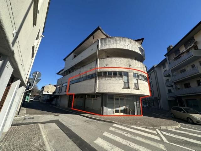 Locale Commerciale in vendita a Cervignano Del Friuli, Friuli-Venezia Giulia