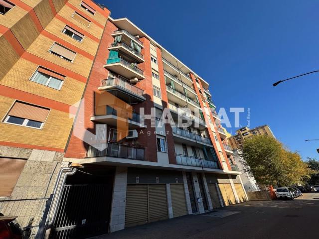 Locale Commerciale in vendita a Zona Omogenea Milano Nord, Cinisello Balsamo