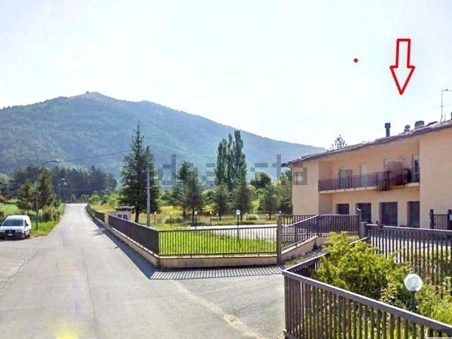 Locale Commerciale in vendita a Scheggia e Pascelupo, Scheggia