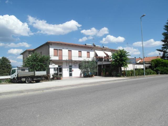 Locale Commerciale in vendita a Anghiari, Toscana