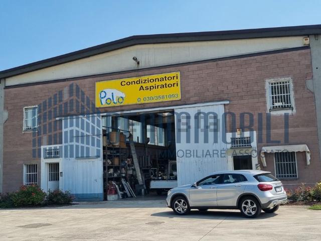 Locale Commerciale in vendita a Flero, Lombardia
