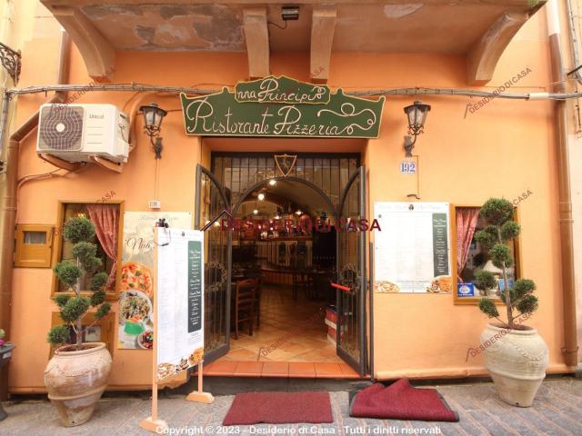 Locale Commerciale in vendita a Cefalù, Sicilia