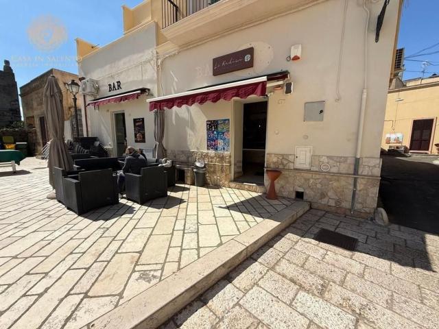 Locale Commerciale in vendita a Puglia, Lecce