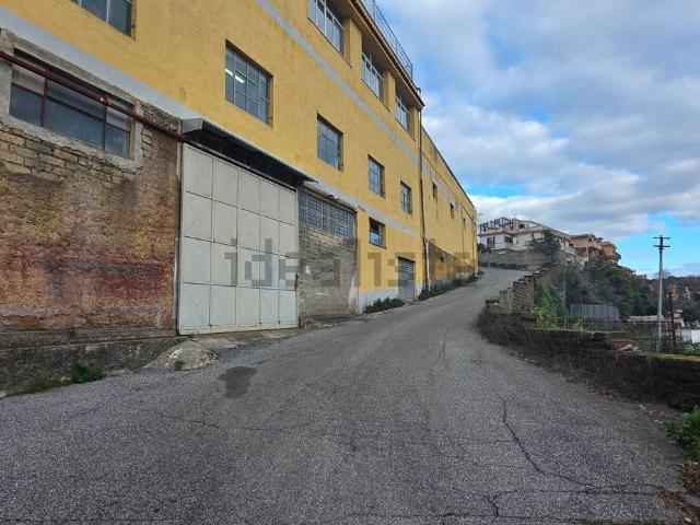 Locale Commerciale in vendita a Roma Capitale, Lazio