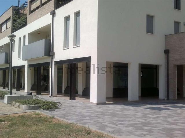Locale Commerciale in vendita a Zero Branco, Veneto