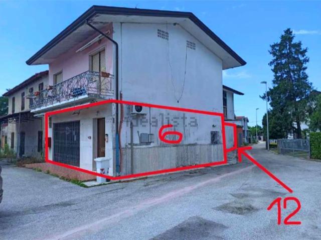 Locale Commerciale in vendita a Caorle, Veneto