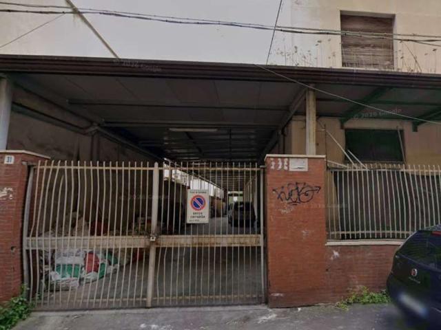 Locale Commerciale in vendita a Centro storico, Catania