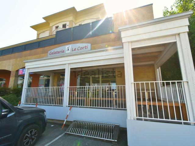 Locale Commerciale in vendita a Bassa Reggiana, Re