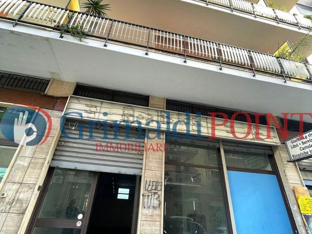 Locale Commerciale in vendita a Lecce
