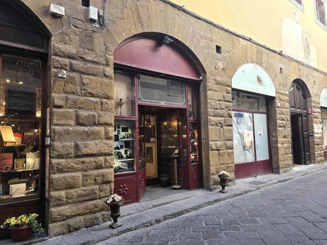 Locale Commerciale in vendita a Quartiere 1, Firenze