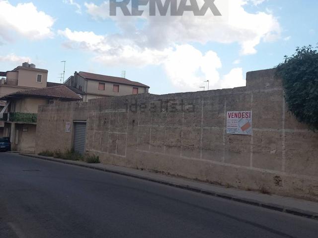 Locale Commerciale in vendita a Grammichele, Sicilia