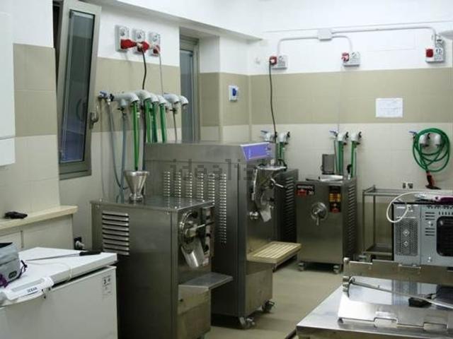 Locale Commerciale in vendita a Quartiere 1, Firenze