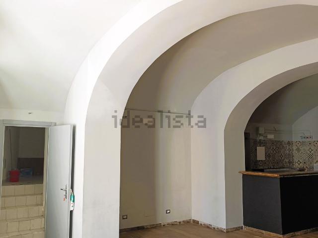 Locale Commerciale in vendita a Cappuccini, Cala Di Volpe