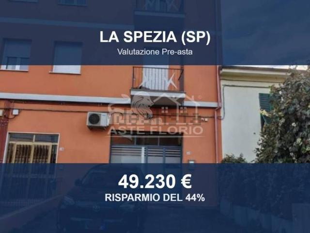 Locale Commerciale in vendita a Bragarina, La Spezia