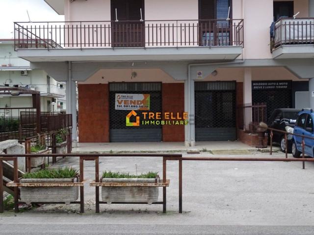 Locale Commerciale in vendita a San Vitaliano, Campania