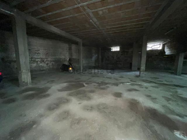 Locale Commerciale in vendita a Marano Di Napoli, Campania