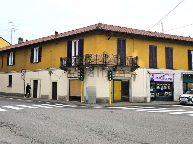Locale Commerciale in vendita a Castelletto, Abbiategrasso
