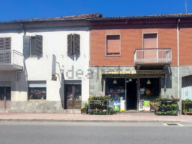 Locale Commerciale in vendita a Castagnole delle Lanze, Piemonte