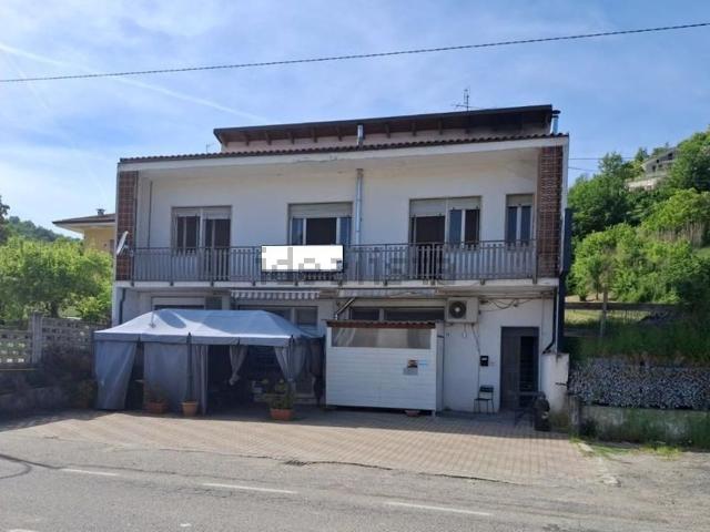 Locale Commerciale in vendita a Piemonte, Alessandria