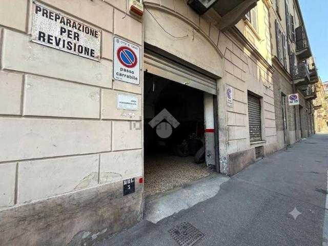 Locale Commerciale in vendita a Circoscrizione 4, Piemonte