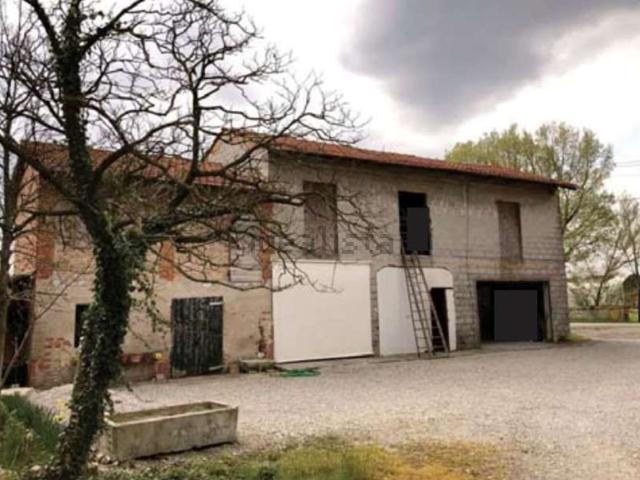 Locale Commerciale in vendita a Fontanelle, Veneto
