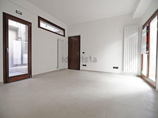 Locale Commerciale in vendita a Torretta, Tornimparte