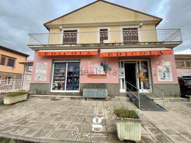 Locale Commerciale in vendita a Casal Velino Marina, Campania