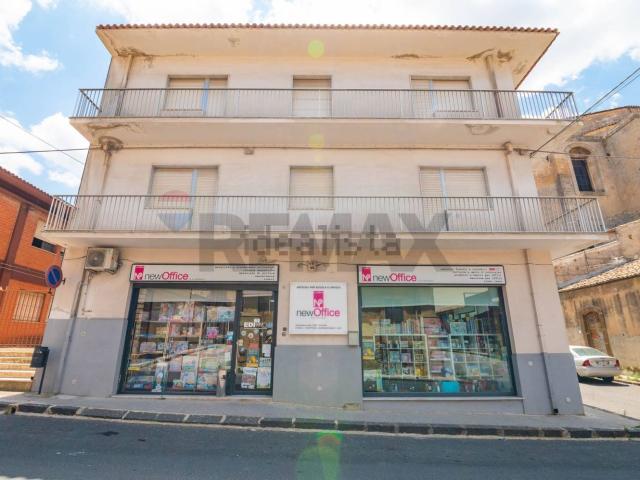 Locale Commerciale in vendita a Grammichele, Sicilia