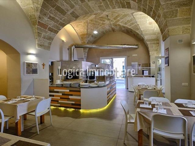 Locale Commerciale in vendita a Puglia, Lecce