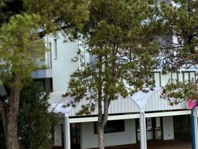 Locale Commerciale in vendita a Bibione Lido del Sole, San Michele Al Tagliamento