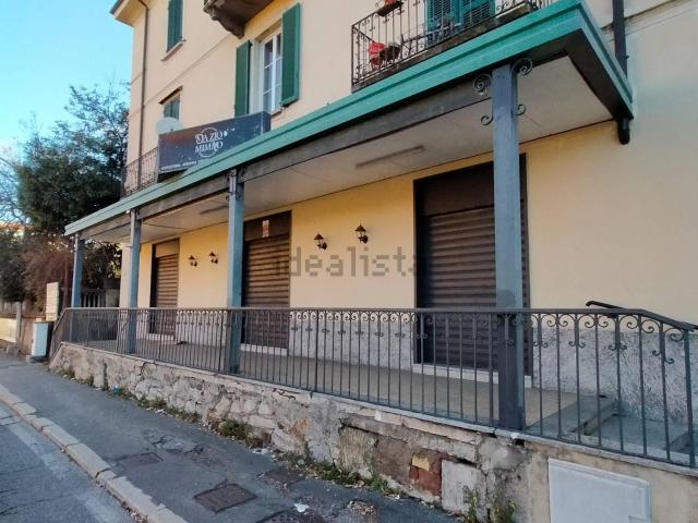 Locale Commerciale in vendita a Santa Maria Maddalena, Varese