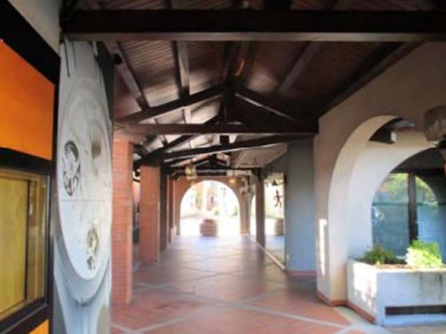 Locale Commerciale in vendita a Gaiarine, Veneto