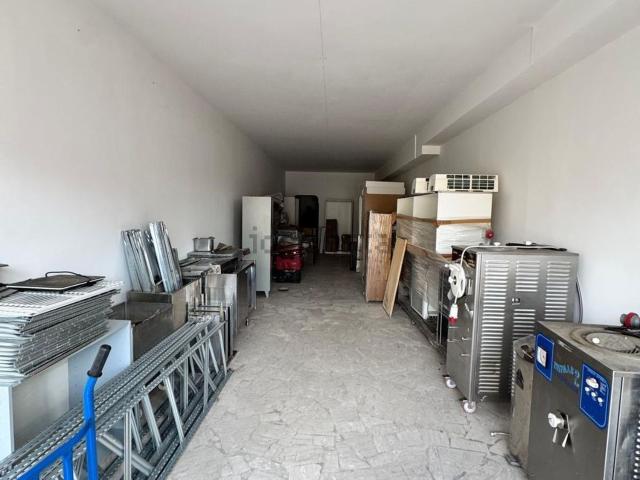 Locale Commerciale in vendita a Pantano Marino, San Felice Circeo