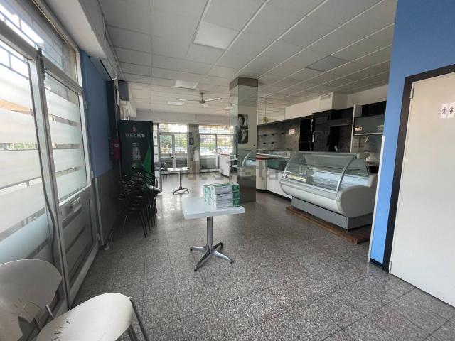 Locale Commerciale in vendita a Zoccolanti, San Leo Bastia