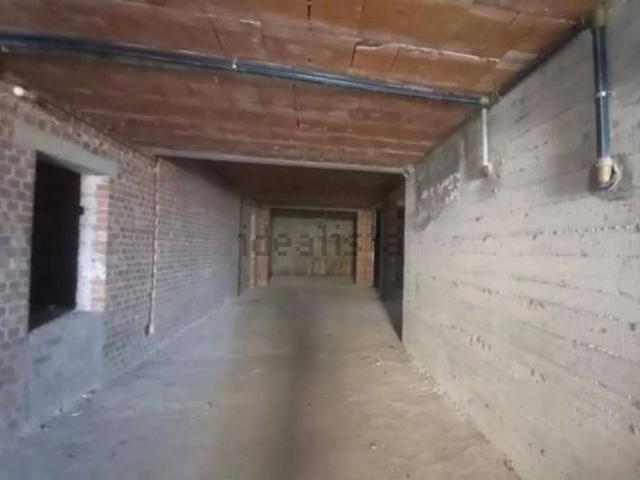 Locale Commerciale in vendita a Quartiere Case Nuove, Fiorano Modenese