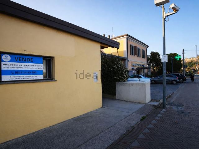 Locale Commerciale in vendita a Gradara, Pesaro e Urbino