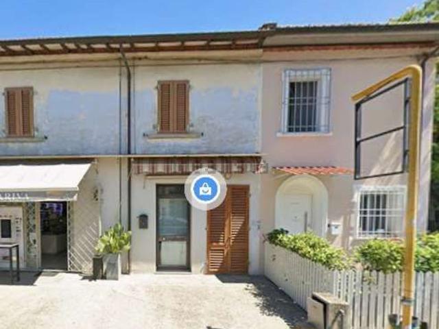 Locale Commerciale in vendita a Olmi, Quarrata