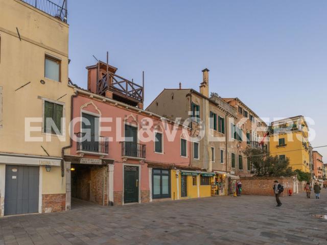 Locale Commerciale in vendita a Venezia-Murano-Burano, Venezia