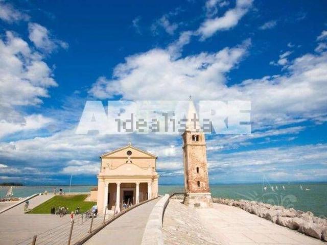 Locale Commerciale in vendita a Caorle, Veneto