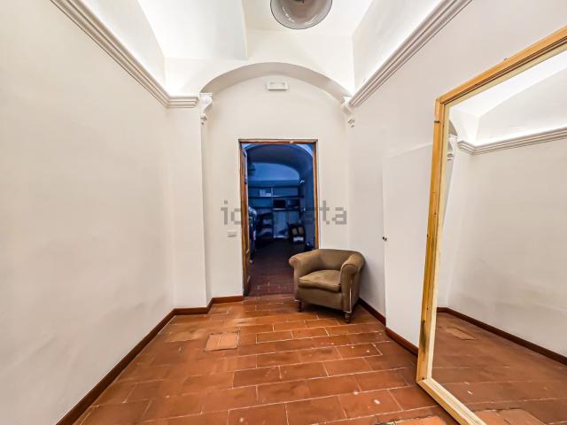 Locale Commerciale in vendita a Quartiere 1, Firenze