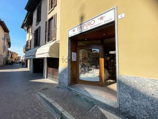 Locale Commerciale in vendita a San Maurizio, Vimercate