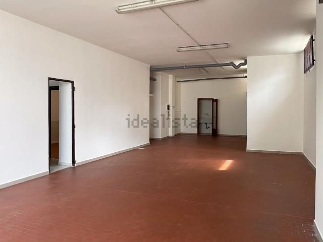 Locale Commerciale in vendita a Villa Fiorita, Cassina De' Pecchi
