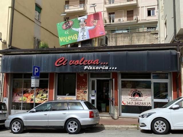 Locale Commerciale in vendita a Montereale, Potenza