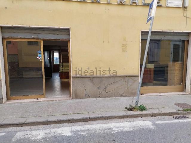 Locale Commerciale in vendita a Calcinaia, Lastra A Signa