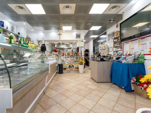Locale Commerciale in vendita a Monte Po-Nesima-San Leone-Rapisardi, Catania