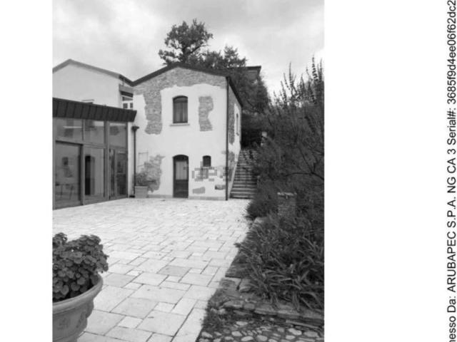 Locale Commerciale in vendita a Forenza, Potenza